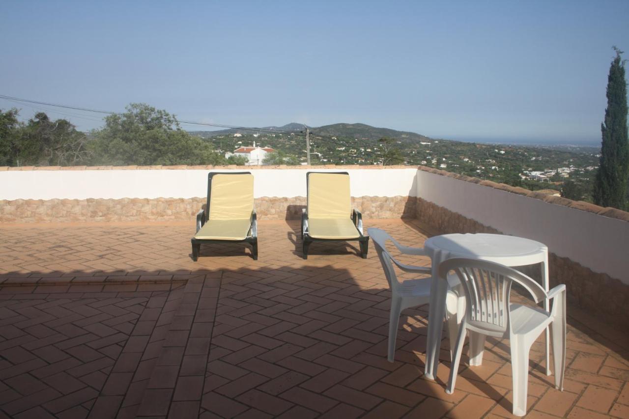Rustic Villa Guesthouse Santa Barbara de Nexe Bagian luar foto