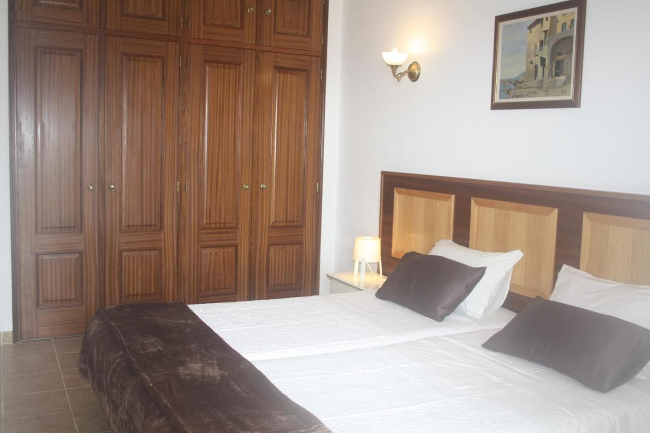 Rustic Villa Guesthouse Santa Barbara de Nexe Bagian luar foto
